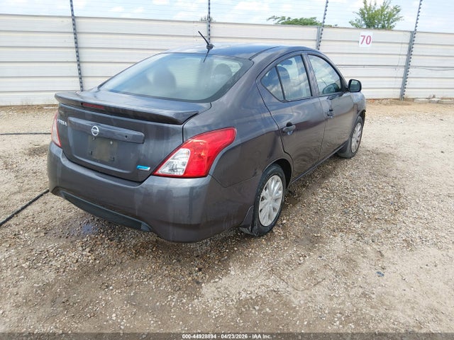 2015 Nissan Versa 1.6 S+ მანქანა იყიდება აუქციონზე, vin: 3N1CN7AP9FL851800, აუქციონის ნომერი: 44928894