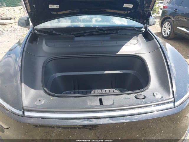 Продаж на аукціоні авто 2026 Tesla Model Y Premium Rear-wheel Drive/standard Rear-wheel Drive, vin: 7SAYGDED1TA664458, номер лоту: 44928914