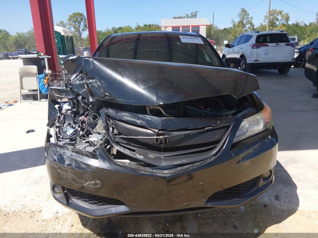 44928922 :رقم المزاد ، 19VDE1F74DE000330 vin ، 2013 Acura Ilx 2.0l مزاد بيع
