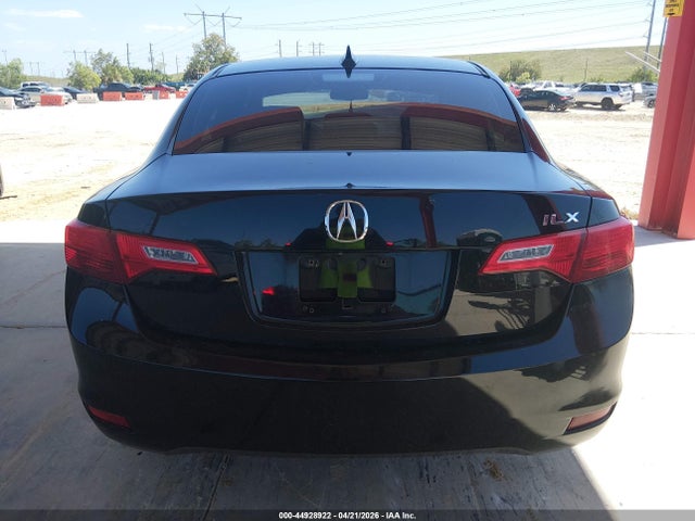 44928922 :رقم المزاد ، 19VDE1F74DE000330 vin ، 2013 Acura Ilx 2.0l مزاد بيع