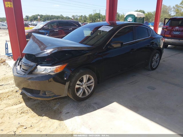 44928922 :رقم المزاد ، 19VDE1F74DE000330 vin ، 2013 Acura Ilx 2.0l مزاد بيع
