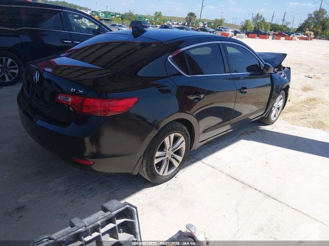 44928922 :رقم المزاد ، 19VDE1F74DE000330 vin ، 2013 Acura Ilx 2.0l مزاد بيع