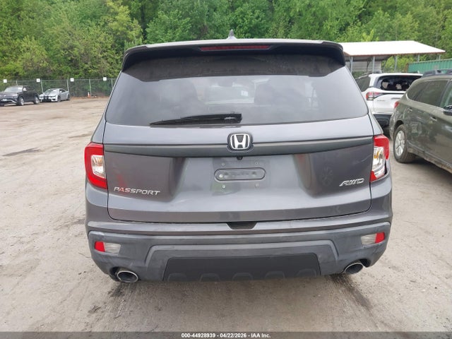 44928939 :رقم المزاد ، 5FNYF8H57LB018842 vin ، 2020 Honda Passport Awd Ex-l مزاد بيع