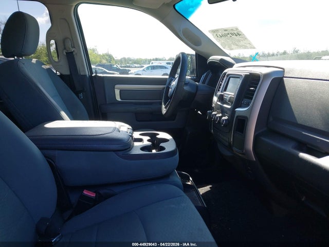 Продаж на аукціоні авто 2019 Ram 1500 Classic Slt  4x2 6'4 Box, vin: 1C6RR6TT6KS584618, номер лоту: 44929043