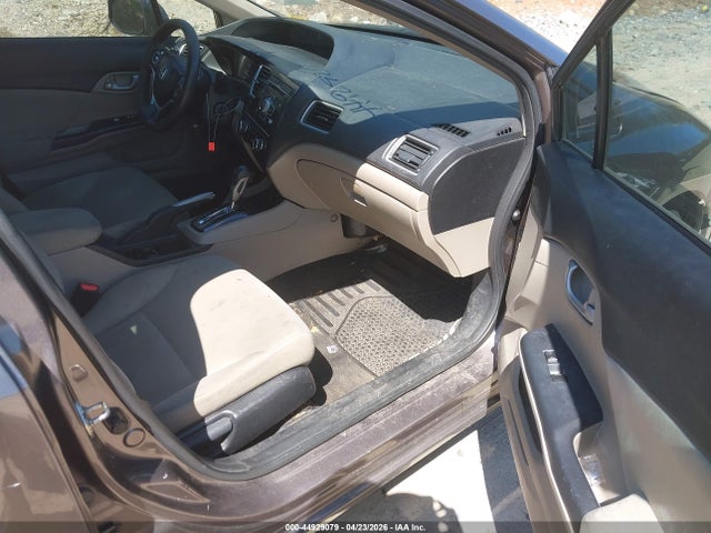 44929079 :رقم المزاد ، 2HGFB2F52DH584777 vin ، 2013 Honda Civic Lx مزاد بيع
