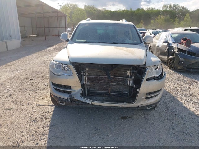 Aukcja sprzedaży 2010 Volkswagen Touareg V6 Tdi, vin: WVGFK7A94AD001202, numer aukcji: 44929099