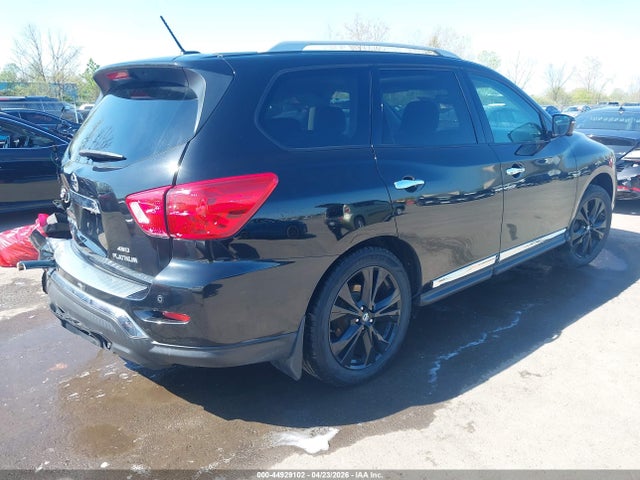 44929102 :رقم المزاد ، 5N1DR2MM1HC689732 vin ، 2017 Nissan Pathfinder Platinum مزاد بيع