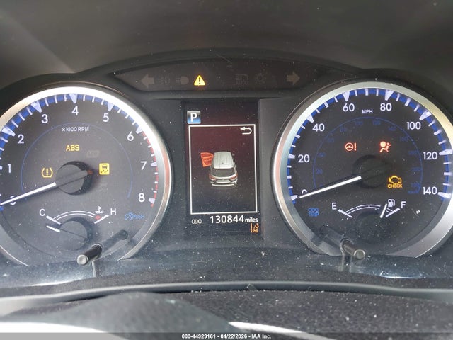 44929161 :رقم المزاد ، 5TDZARFH1KS045258 vin ، 2019 Toyota Highlander Le مزاد بيع