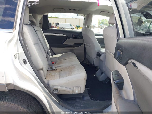 44929161 :رقم المزاد ، 5TDZARFH1KS045258 vin ، 2019 Toyota Highlander Le مزاد بيع