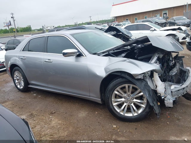 Продаж на аукціоні авто 2016 Chrysler 300c, vin: 2C3CCAEG8GH212350, номер лоту: 44929185