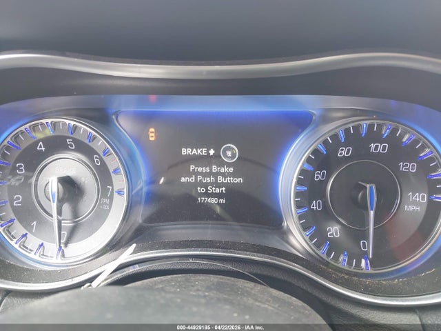 Продаж на аукціоні авто 2016 Chrysler 300c, vin: 2C3CCAEG8GH212350, номер лоту: 44929185