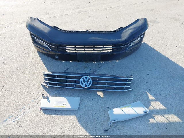 44929188 :رقم المزاد ، 1VWBT7A31HC046199 vin ، 2017 Volkswagen Passat 1.8t Se مزاد بيع