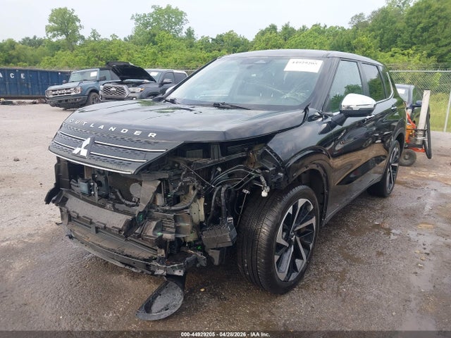 Продаж на аукціоні авто 2023 Mitsubishi Outlander Se 2.5 2wd/se Black Edition 2wd/se Special Edition 2wd, vin: JA4J3UA8XPZ008047, номер лоту: 44929205