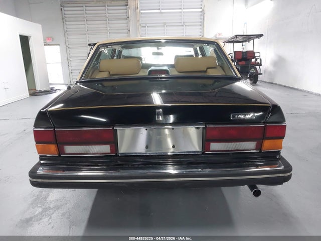 1989 Rolls-royce Silver Spur მანქანა იყიდება აუქციონზე, vin: SCAZN02A0KCX26674, აუქციონის ნომერი: 44929225