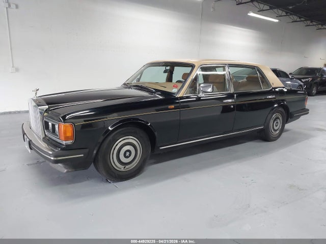 1989 Rolls-royce Silver Spur მანქანა იყიდება აუქციონზე, vin: SCAZN02A0KCX26674, აუქციონის ნომერი: 44929225