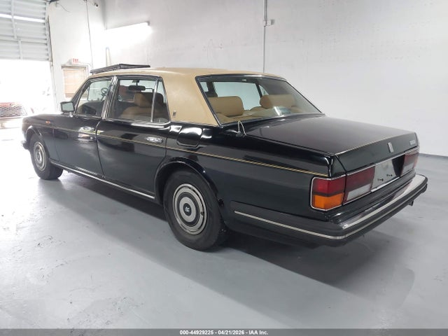 1989 Rolls-royce Silver Spur მანქანა იყიდება აუქციონზე, vin: SCAZN02A0KCX26674, აუქციონის ნომერი: 44929225