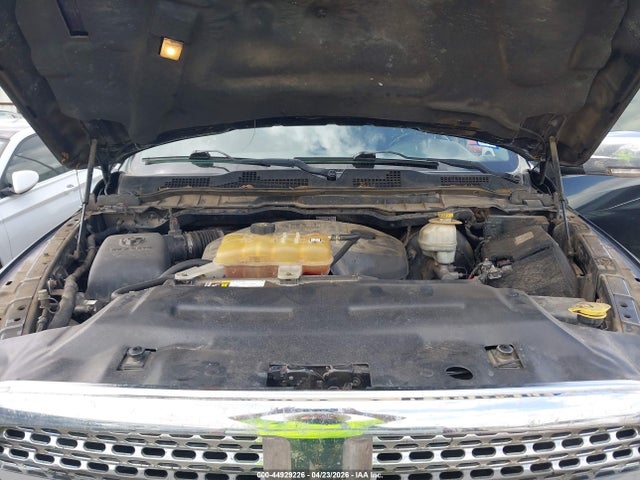 44929226 :رقم المزاد ، 1C6RR7JM7FS572498 vin ، 2015 Ram 1500 Laramie مزاد بيع