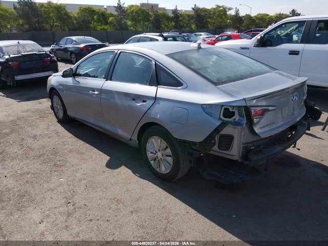 KMHE24L12GA009942 Hyundai Sonata Hybrid Se
