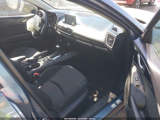 Продажа на аукционе авто 2015 Mazda Mazda3 I Touring, vin: 3MZBM1V75FM153680, номер лота: 44929240