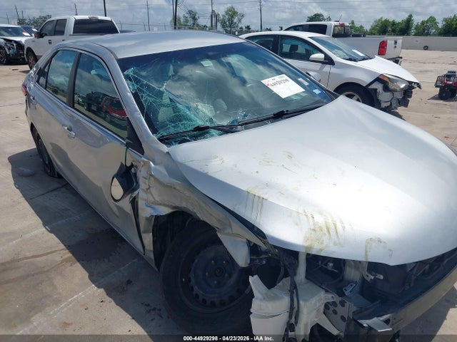 Toyota CAMRY LE 2016 4T4BF1FK1GR544341 Image 6