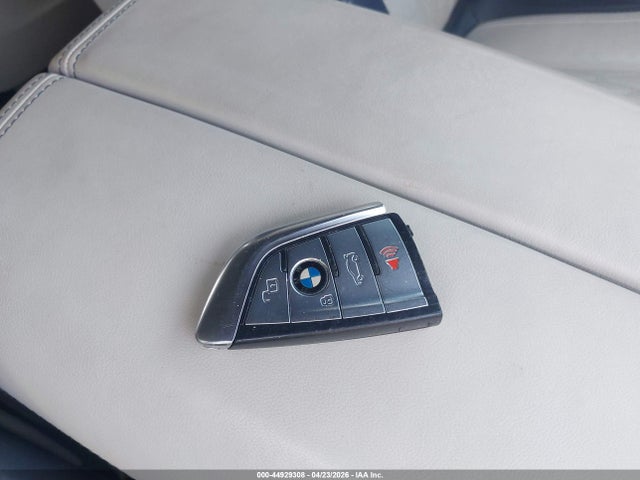 44929308 :رقم المزاد ، 5UXCW2C04L9B43425 vin ، 2020 Bmw X7 Xdrive40i مزاد بيع