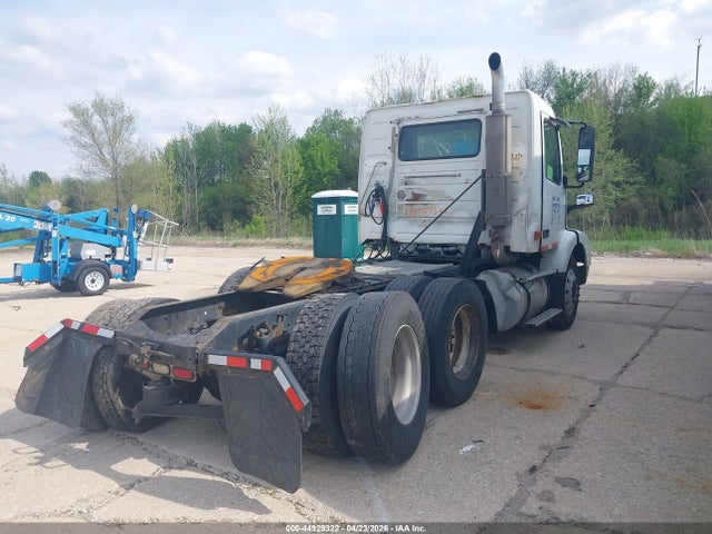 Aukcja sprzedaży 2006 Volvo Vn Vnm, vin: 4V4MC9GF06N413589, numer aukcji: 44929322