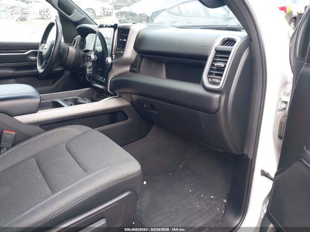 Продаж на аукціоні авто 2024 Ram 1500 Big Horn  4x4 5'7 Box, vin: 1C6SRFFT5RN104977, номер лоту: 44929363