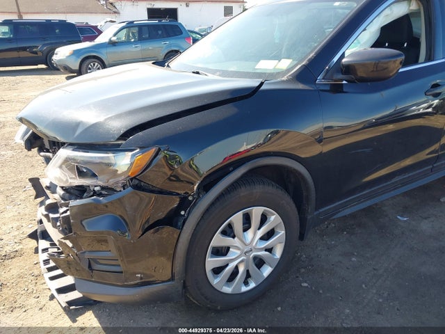 44929375 :رقم المزاد ، KNMAT2MV6JP573295 vin ، 2018 Nissan Rogue S مزاد بيع