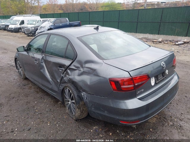 44929378 :رقم المزاد ، 3VWD17AJ1GM251676 vin ، 2016 Volkswagen Jetta 1.8t Sport مزاد بيع