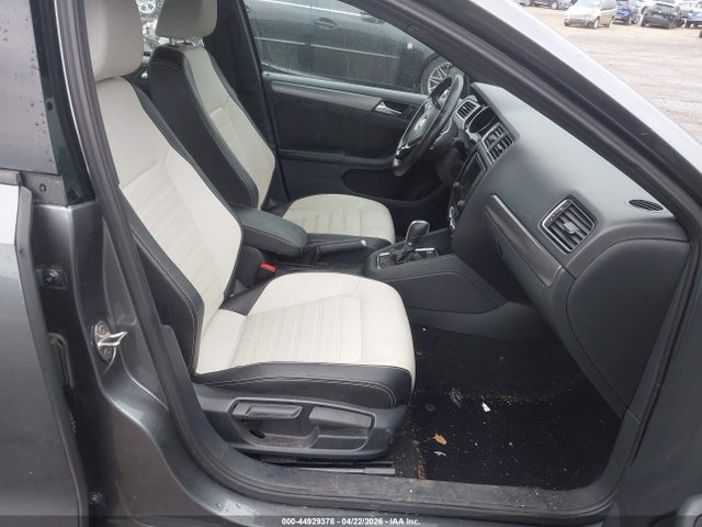 44929378 :رقم المزاد ، 3VWD17AJ1GM251676 vin ، 2016 Volkswagen Jetta 1.8t Sport مزاد بيع