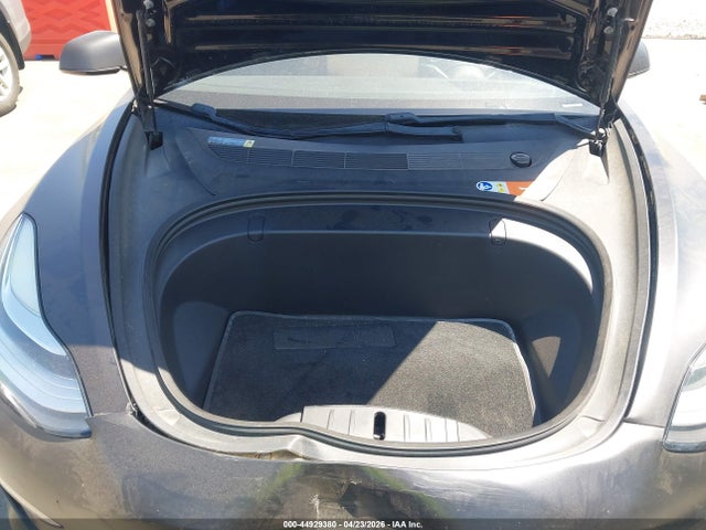 2018 Tesla Model 3 მანქანა იყიდება აუქციონზე, vin: 5YJ3E1EA2JF013356, აუქციონის ნომერი: 44929380