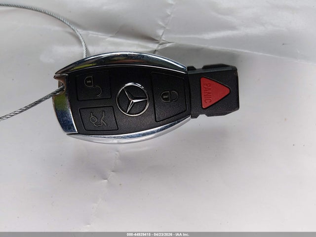 44929415 :رقم المزاد ، WDC0G4KB2HF232829 vin ، 2017 Mercedes-benz Glc 300 4matic مزاد بيع