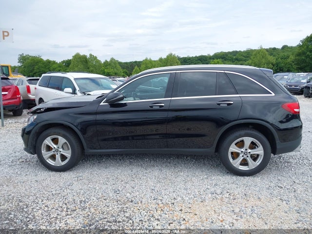 44929415 :رقم المزاد ، WDC0G4KB2HF232829 vin ، 2017 Mercedes-benz Glc 300 4matic مزاد بيع