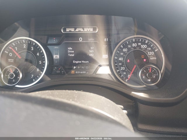 44929436 :رقم المزاد ، 1C6SRFJT1NN342830 vin ، 2022 Ram 1500 Laramie  4x4 5'7 Box مزاد بيع