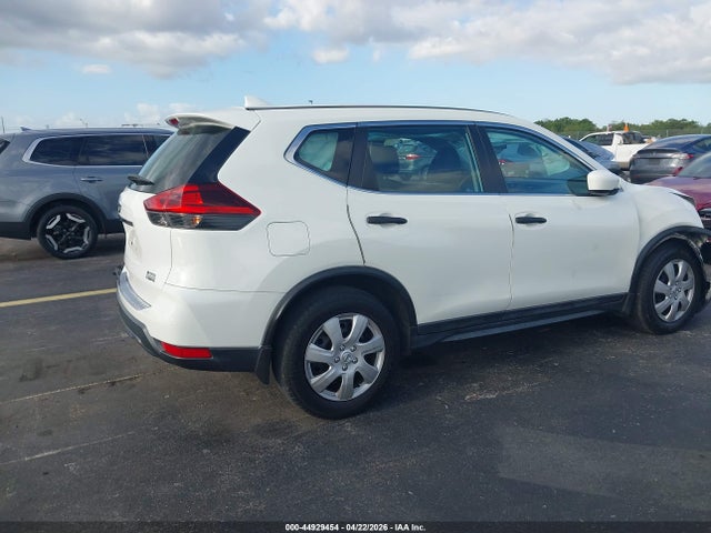 Продажа на аукционе авто 2018 Nissan Rogue S, vin: 5N1AT2MT9JC830452, номер лота: 44929454