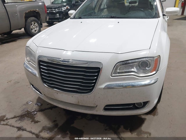 44929455 :رقم المزاد ، 2C3CCARG4DH634119 vin ، 2013 Chrysler 300 Motown مزاد بيع