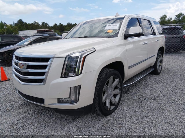 44929508 :رقم المزاد ، 1GYS3MKJXFR614436 vin ، 2015 Cadillac Escalade Luxury مزاد بيع