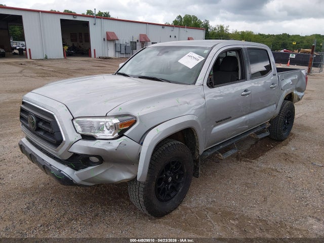 3TMAZ5CN8NM177625 Toyota Tacoma Sr5 V6