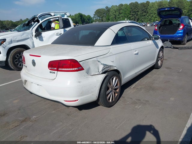 Продажа на аукционе авто 2013 Volkswagen Eos Komfort, vin: WVWBW8AH5DV005651, номер лота: 44929511
