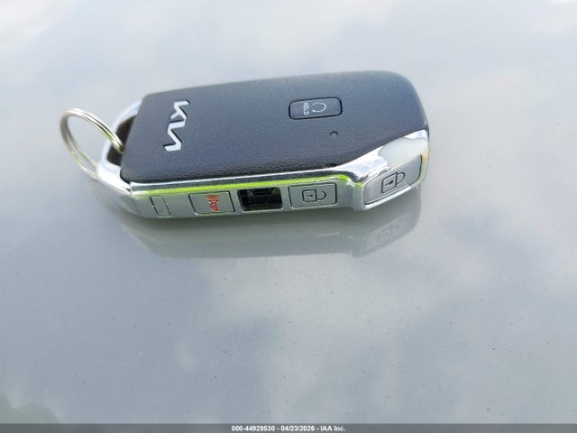 Продажа на аукционе авто 2023 Kia K5 Gt, vin: 5XXG44J8XPG181972, номер лота: 44929530