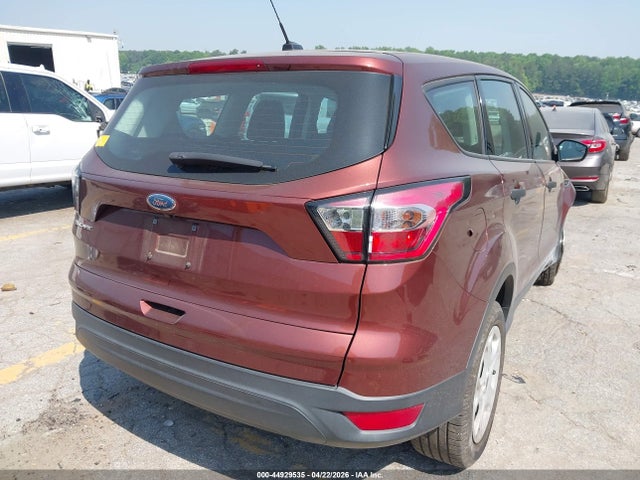 44929535 :رقم المزاد ، 1FMCU0F72JUB79430 vin ، 2018 Ford Escape S مزاد بيع