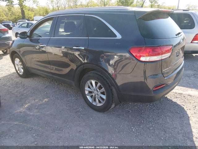 44929540 :رقم المزاد ، 5XYPG4A35HG269319 vin ، 2017 Kia Sorento 2.4l Lx مزاد بيع