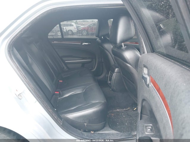 44929562 :رقم المزاد ، 2C3CCAAG2DH728432 vin ، 2013 Chrysler 300 Motown مزاد بيع
