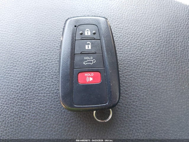 2T3RWRFV8LW076174 Toyota Rav4 Hybrid Xle