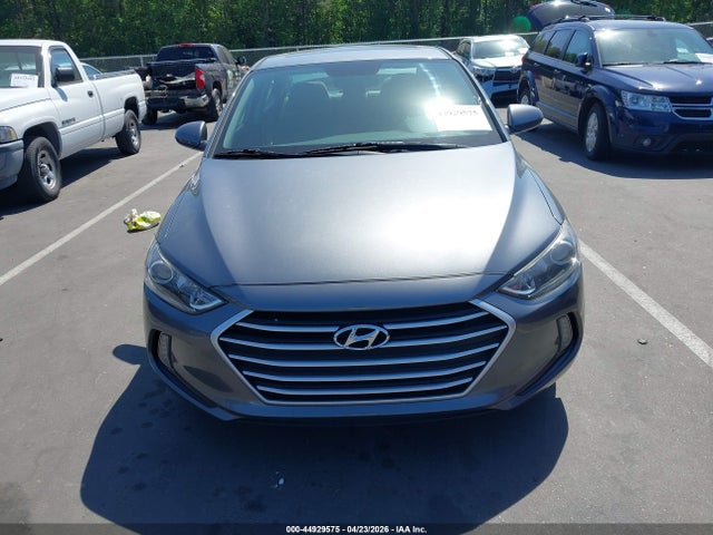 Продажа на аукционе авто 2018 Hyundai Elantra Value Edition, vin: 5NPD84LF1JH365311, номер лота: 44929575