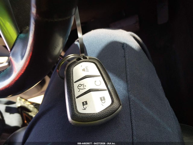 44929577 :رقم المزاد ، 1GYS4CKJ0HR270318 vin ، 2017 Cadillac Escalade Premium Luxury مزاد بيع