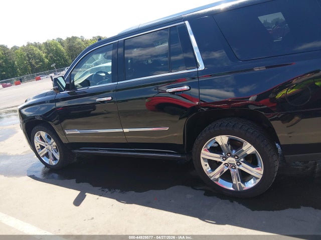 44929577 :رقم المزاد ، 1GYS4CKJ0HR270318 vin ، 2017 Cadillac Escalade Premium Luxury مزاد بيع