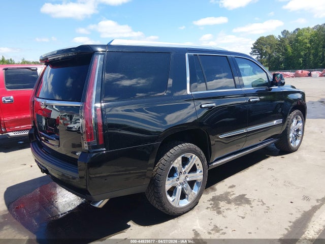 44929577 :رقم المزاد ، 1GYS4CKJ0HR270318 vin ، 2017 Cadillac Escalade Premium Luxury مزاد بيع