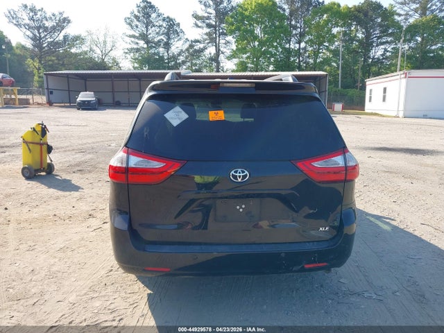 5TDYK3DC5FS531350 Toyota Sienna Xle Premium 8 Passenger