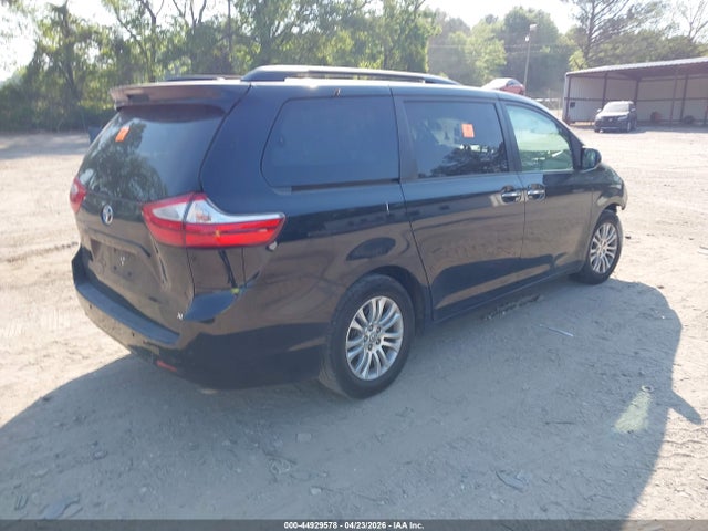 5TDYK3DC5FS531350 Toyota Sienna Xle Premium 8 Passenger